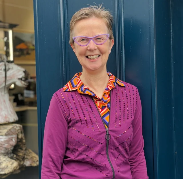 Style, color, and confidence — @sabinebe_officiel say it all 💜
.
.
.
.
.
.
.
.
.
.
.
#Eyewear #sunglasses #optics #optical #fashion #instaeyewear #independenteyewear #Dublin #Ireland #Dublinfashion #fashion #eyeweardesign #design #glasses #supportlocal #optician #Irishopticians #newglasses #japan #gillopticians #Dalkey #supportlocal #supportirish #smallbusiness #handmade #local #sabinebe